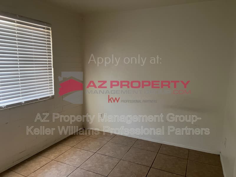 Avondale Condo: 207 S 3rd St