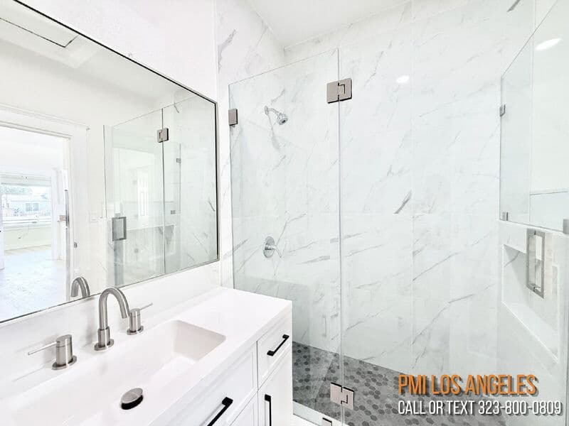 Los Angeles House: 1313 West 84th Place