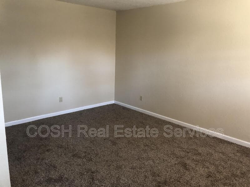 Wichita Condo: 1512 South Meridian Avenue - 103