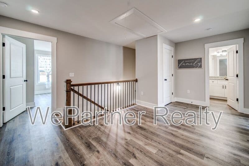 Jasper Townhome: 21 Flint Dr.
