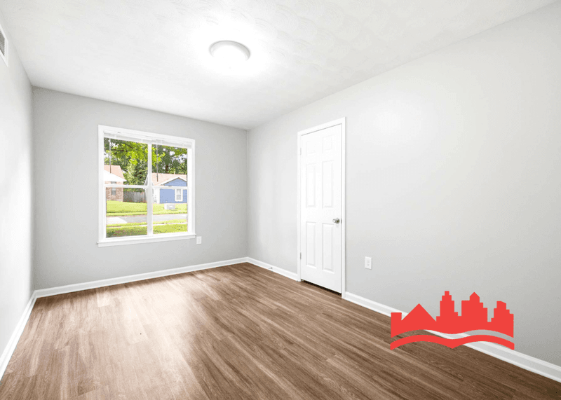 Memphis House: 5217 Bruton Ave