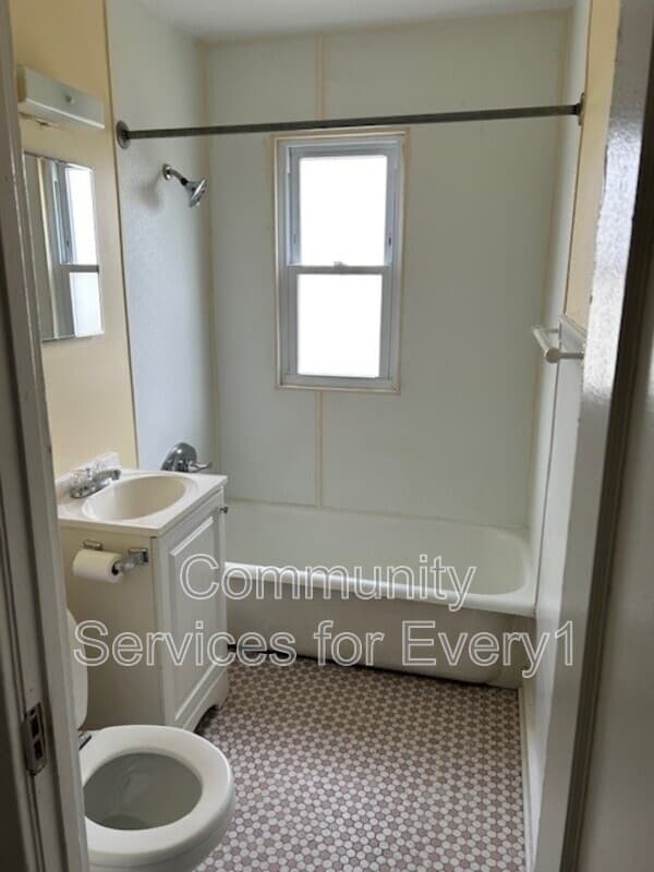 Buffalo Condo: 247 Roesch Ave