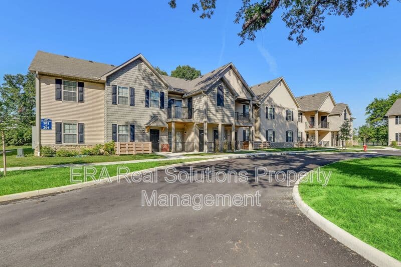 Columbus Condo: 1581-208 Gilmore Park Ave