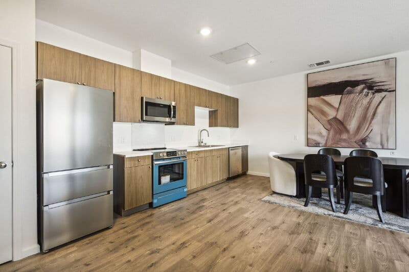 Sacramento Apartment: 6470 Stockton Blvd