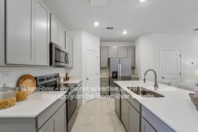 Middleburg Townhome: 3885 Athenian Way