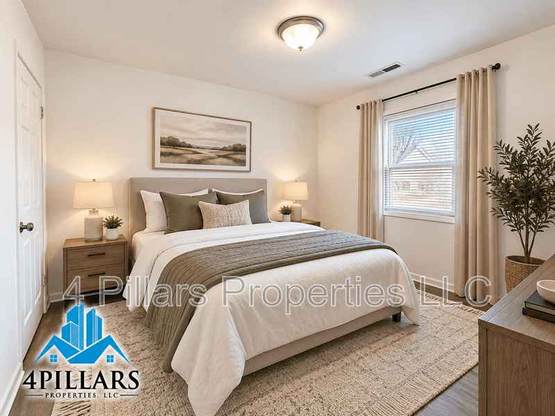 Hammond House: 7743 Delmar Avenue
