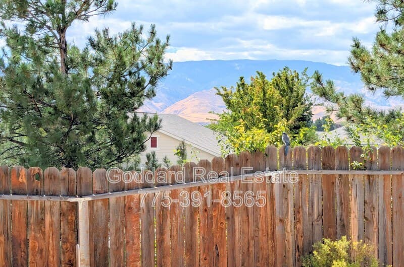 Reno House: 2900 Castle Sage Ct.