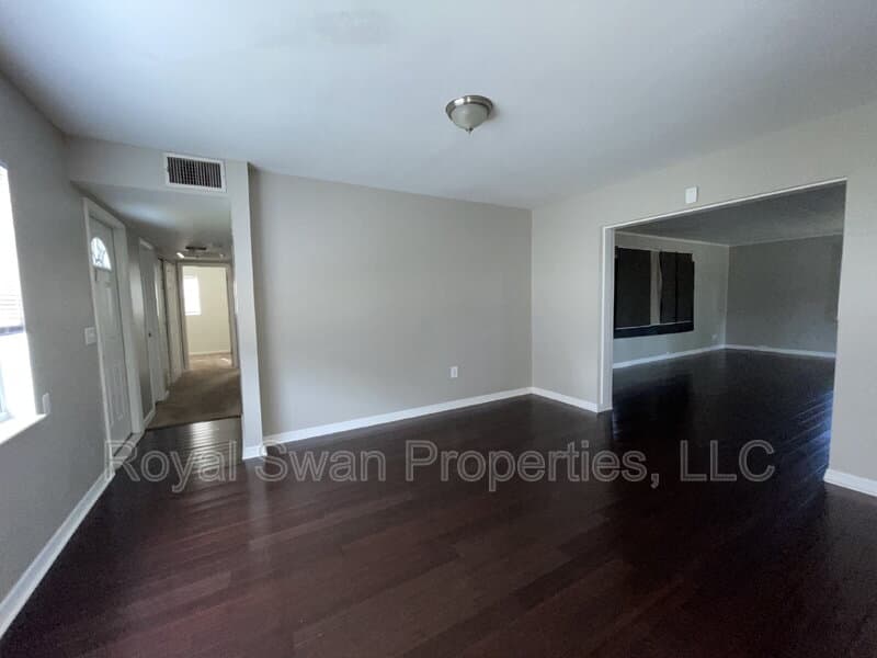 Lakeland House: 1644 Tangerine Street