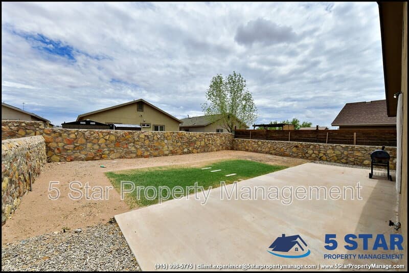 El Paso House: 872 Colbert Shapleigh Place !!