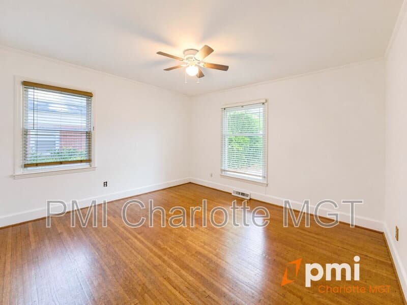 Charlotte House: 1140 Bevis Dr
