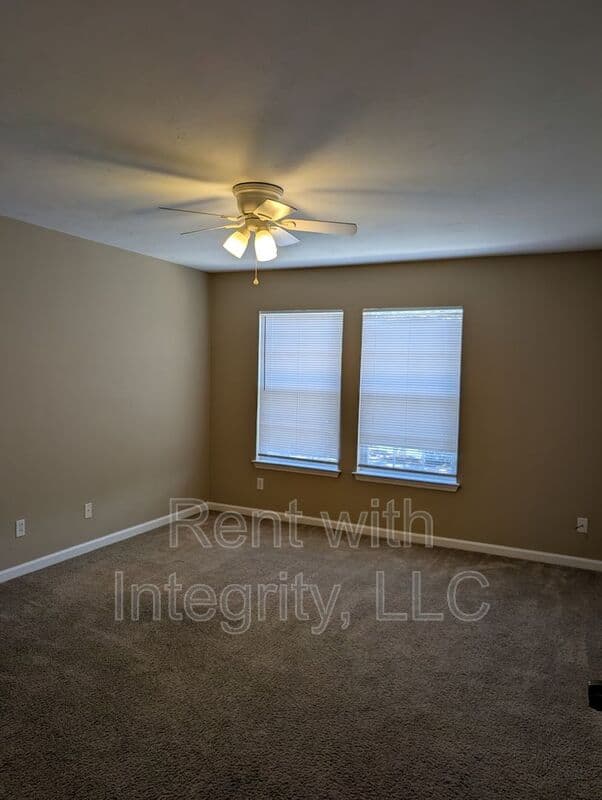 Tallahassee House: 4250 Augustus Oak Court