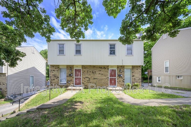 Kansas City Townhome: 1928 West 36 Avenue