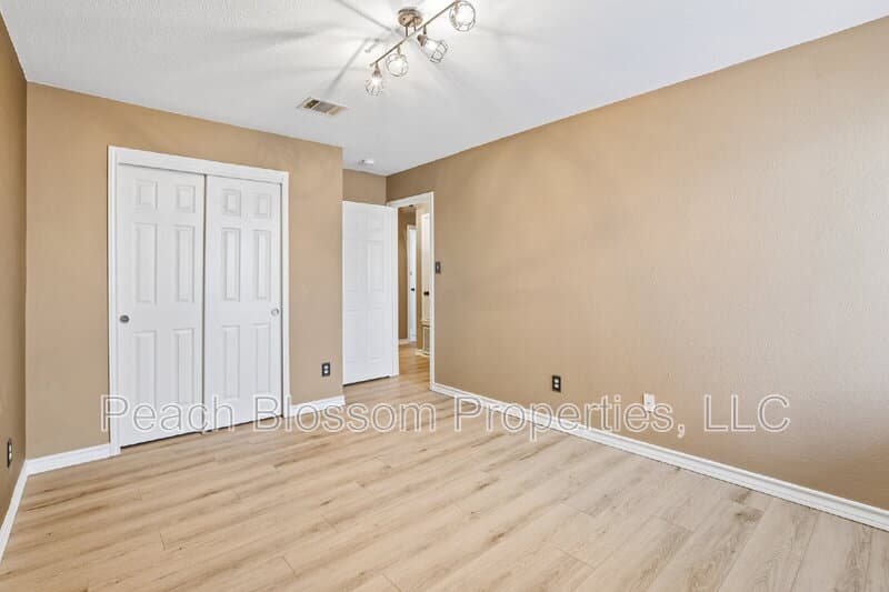 Round Rock House: 2656 Bradley Lane