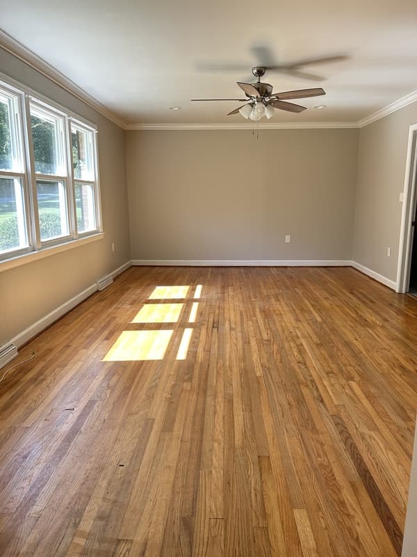 Greenville House: 105 Spring Valley Road