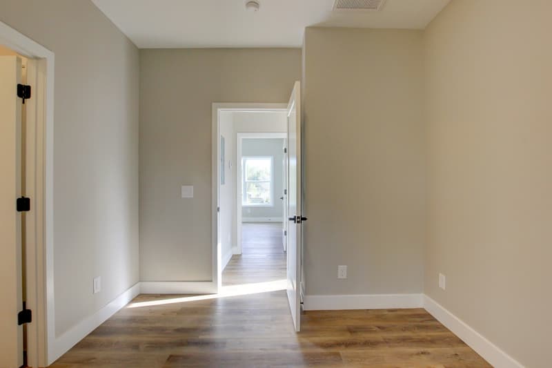 Guthrie House: 230 3rd Street