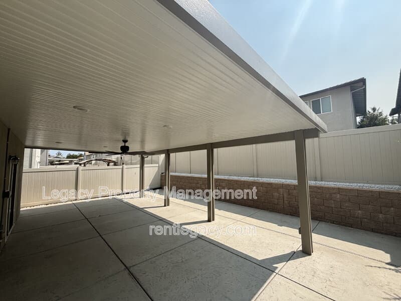 Antelope House: 2878 Catalano Wy