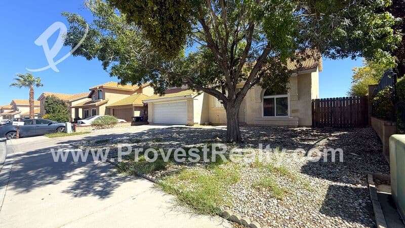 Victorville House: 14601 Pony Trail Rd