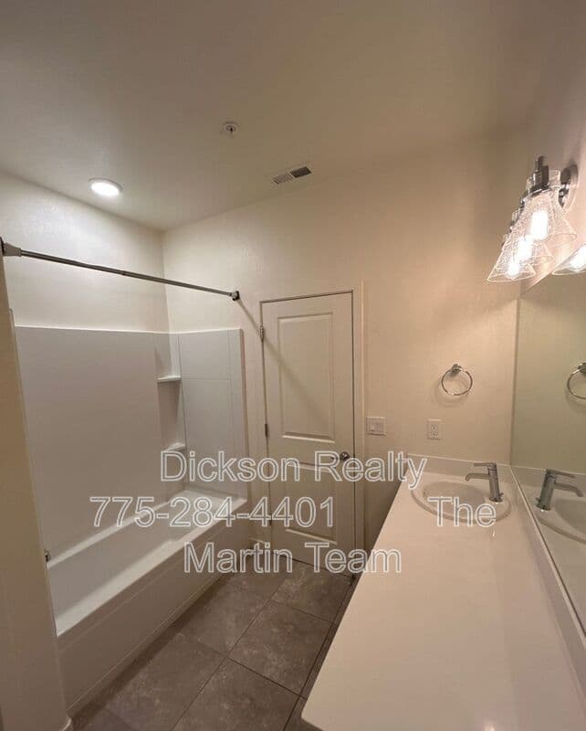 Reno House: 5070 Ciarra Kennedy Lane