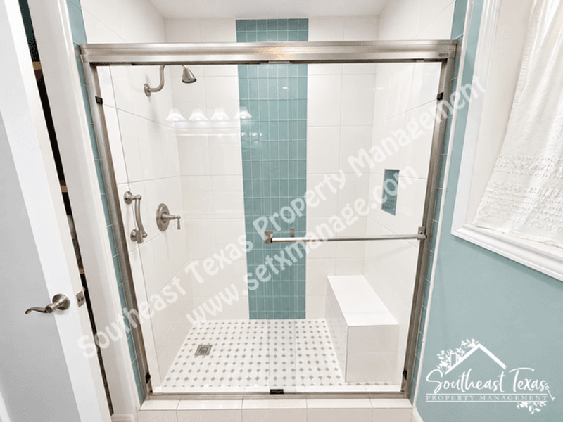 Beaumont House: 6030 Zenith Lane