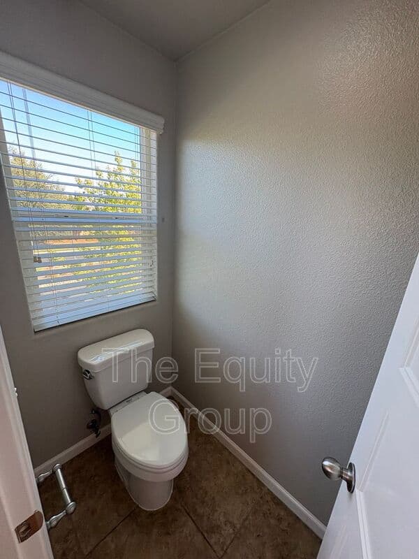 Clovis House: 3461 Alcove Way