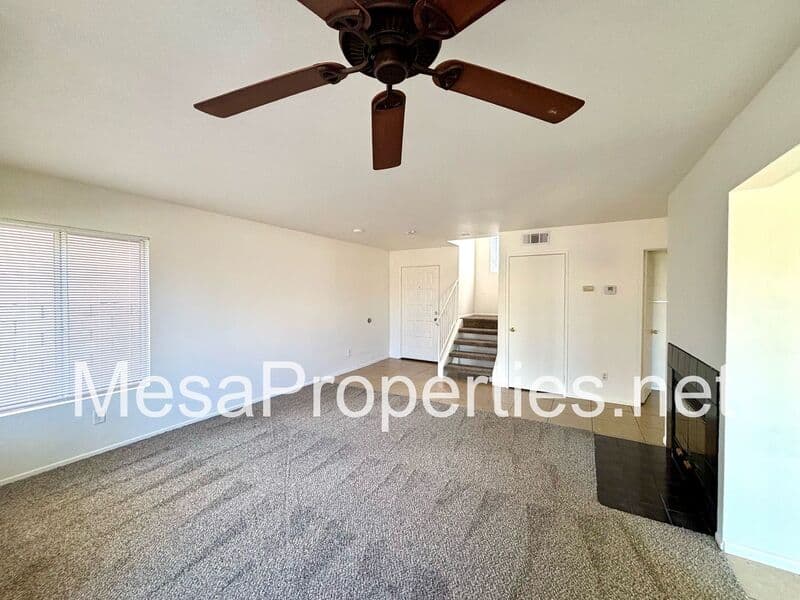 Victorville House: 14565 Windmill Rd