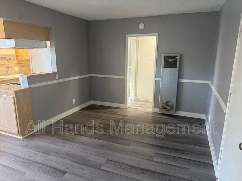 Long Beach Condo: 231 Loma Avenue