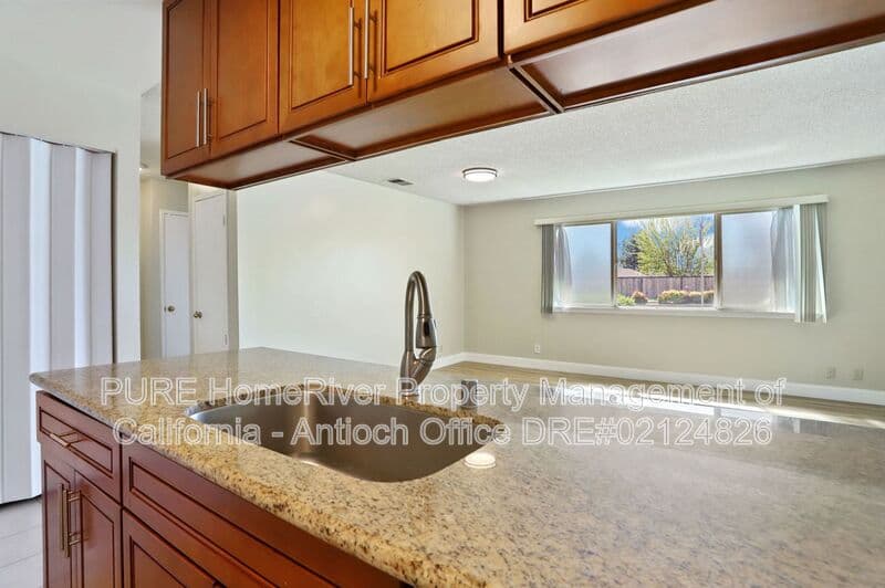 Antioch House: 2601 Rutgers Lane
