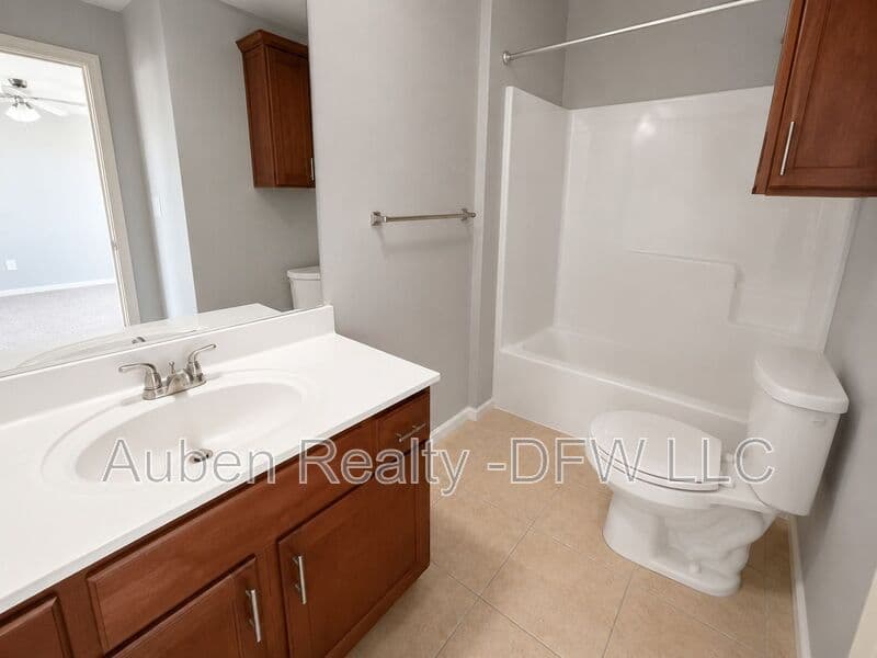 Princeton House: 1109 Parkway Trail