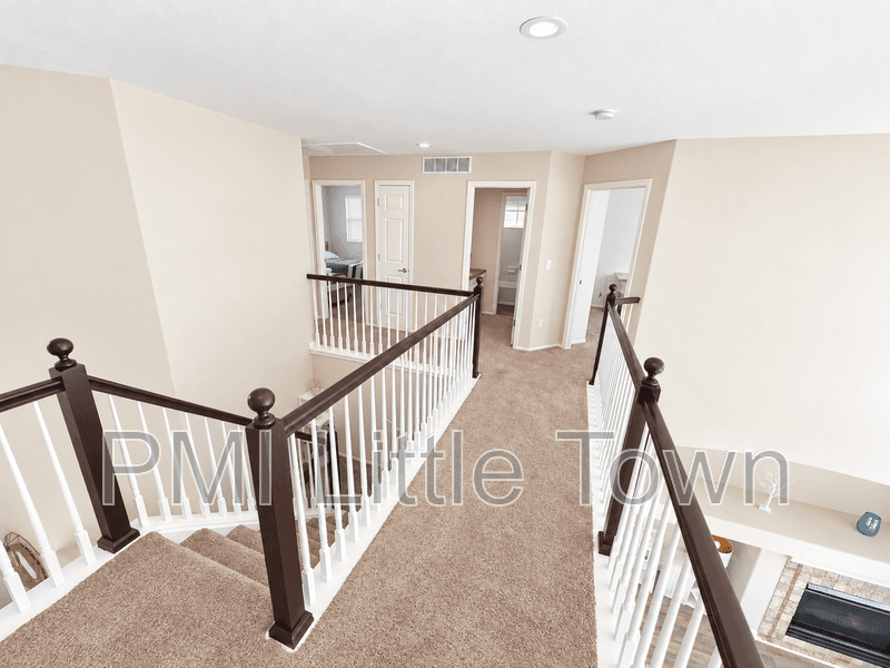 Aurora House: 24646 East Florida Avenue