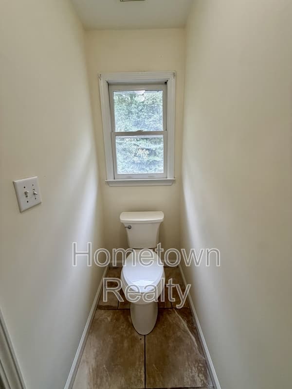 McDonough House: 175 Allie Drive