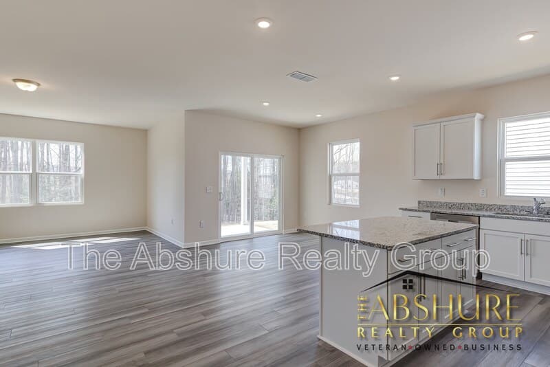 Raleigh House: 3512 Arctic Brook Street