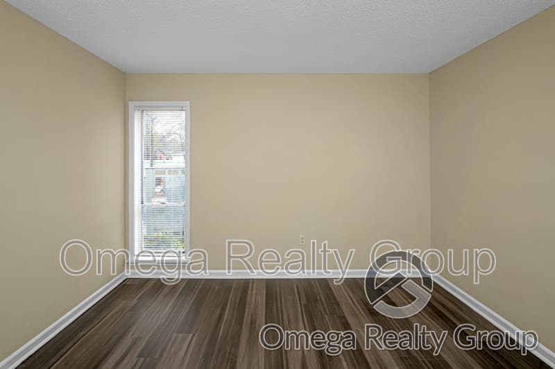 Montgomery Condo: 4724 S Court St