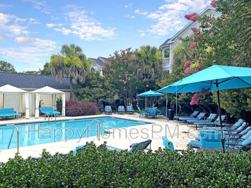Charleston House: 45 Sycamore Ave