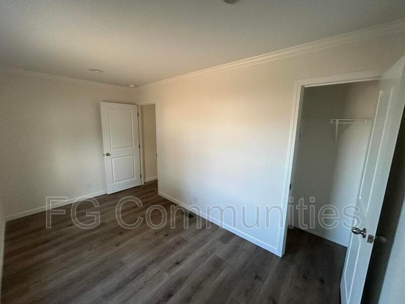 Taylorsville House: 66 Mt Pilot Mhp Drive