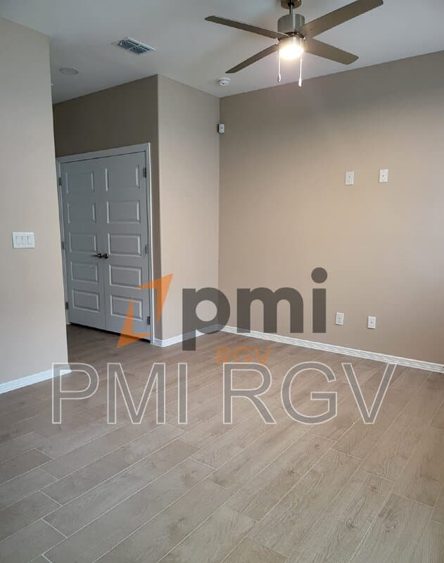 Edinburg Condo: 3101 W Kenwood St