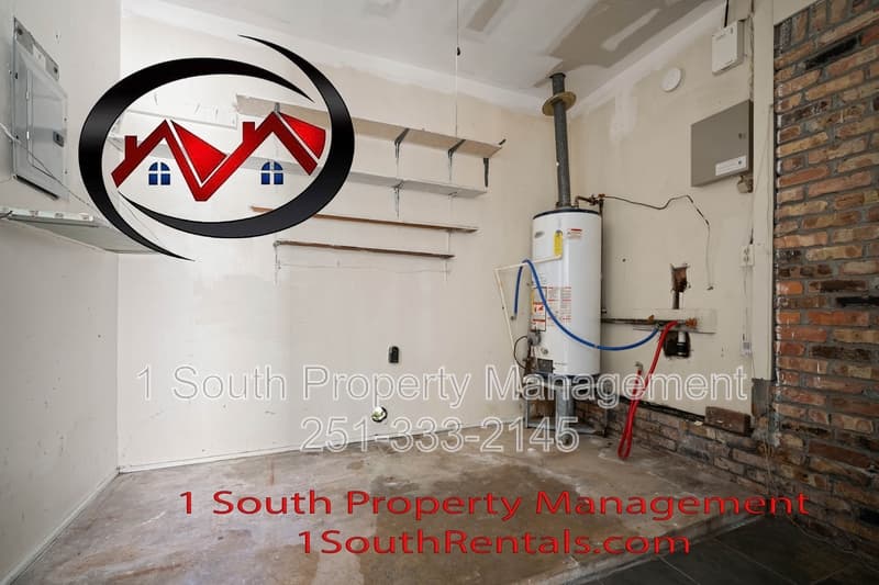 Mobile House: 5520 Vienna Avenue
