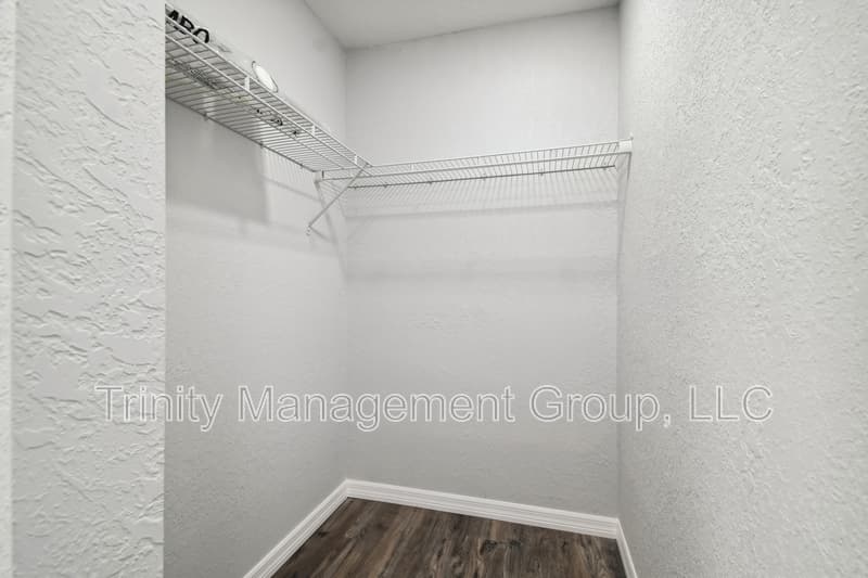 Dunedin House: 1051 Dogwood Drive - Room 4