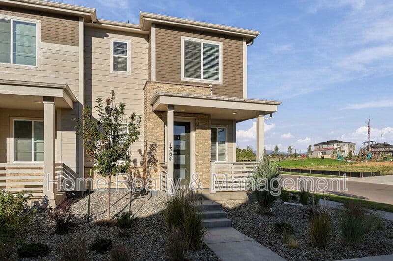 Erie Townhome: 1364 Penner Dr