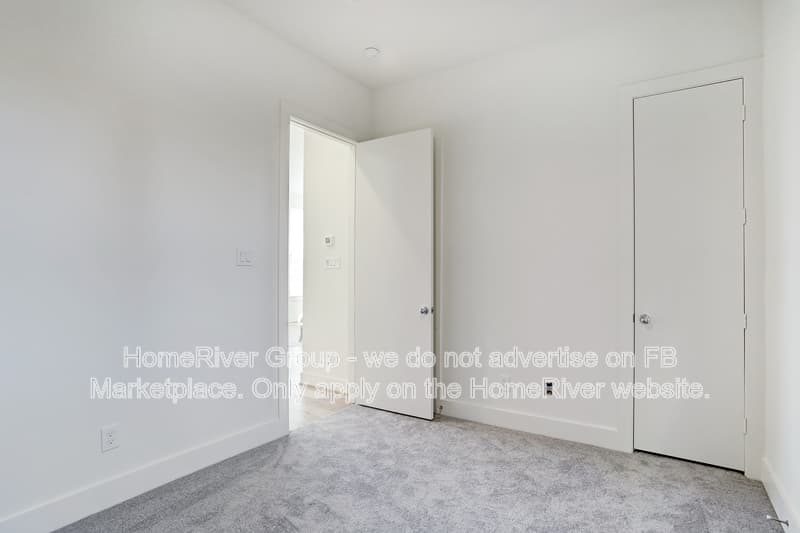 Houston House: 2914 Cline St