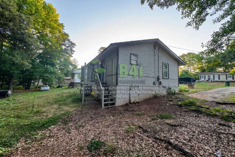 Griffin House: 1313 Ridgeview Drive