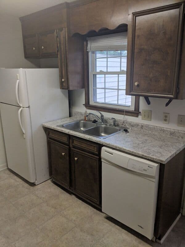Mauldin Condo: 107 Rainbow Circle -6