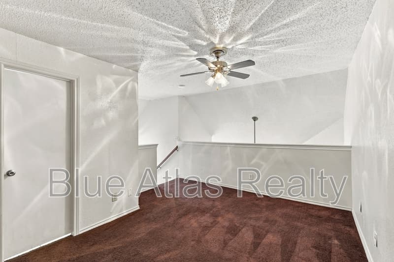 Dallas Condo: 9803 Walnut St