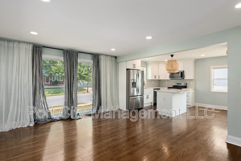 Gwynn Oak House: 7017 Yataruba Drive