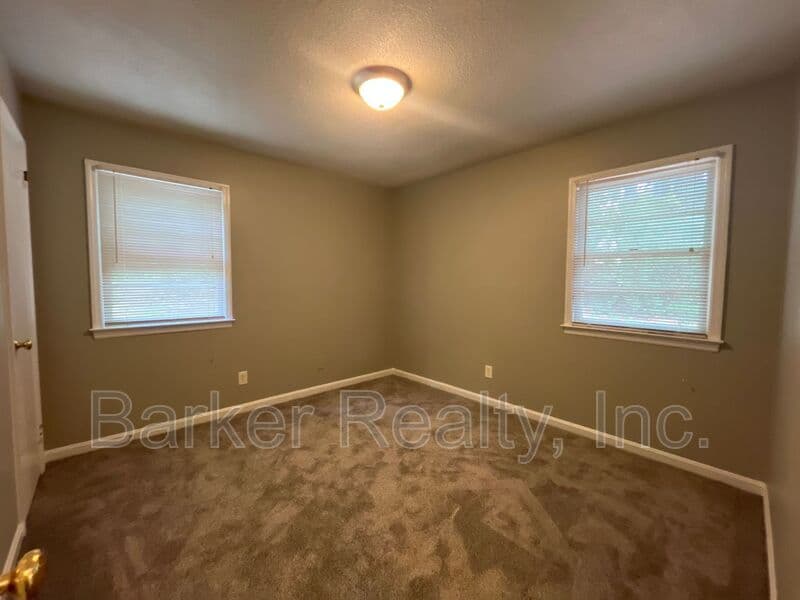 Raleigh Condo: 3917 Greenleaf Street