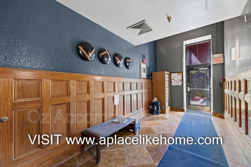 Kansas City Condo: 609 Central St