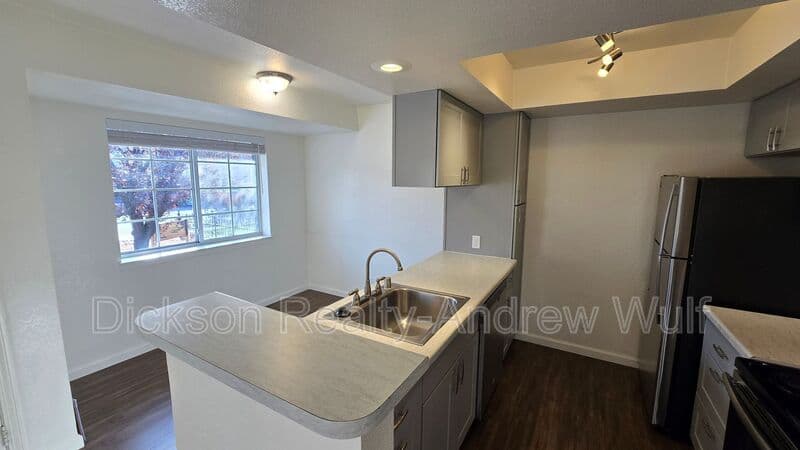 Reno House: 239 Cheney Street