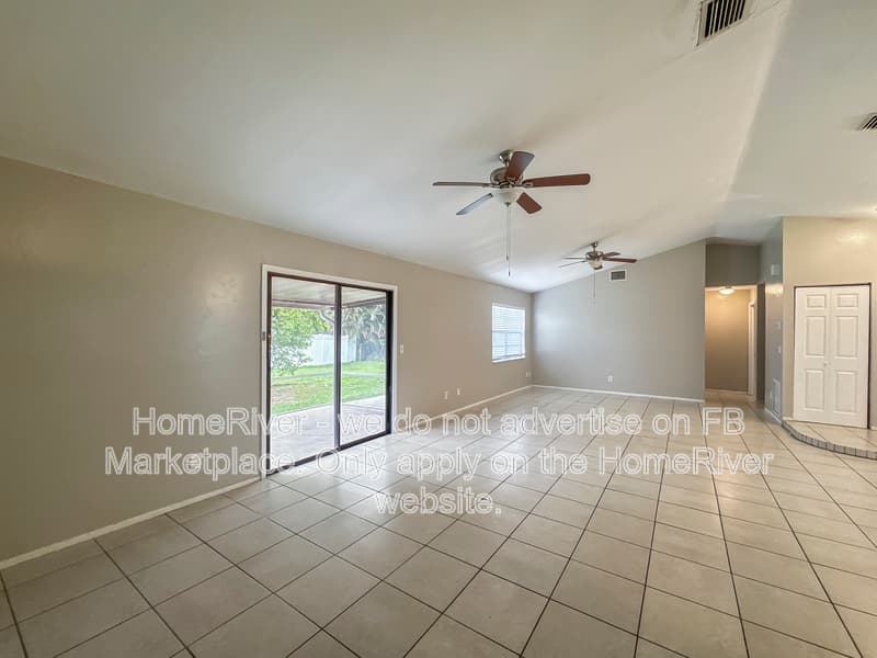 Cape Coral House: 1720 SW 3rd Pl