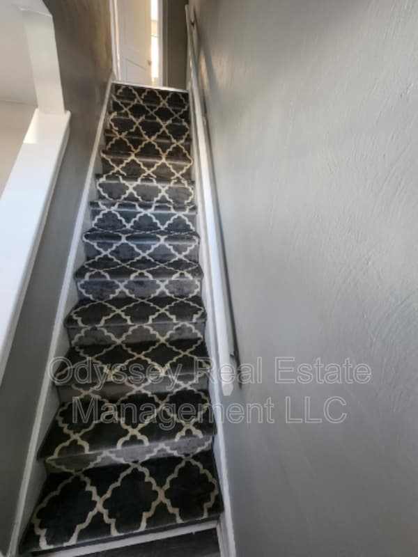 Wildwood Condo: 210 W. Spencer Ave