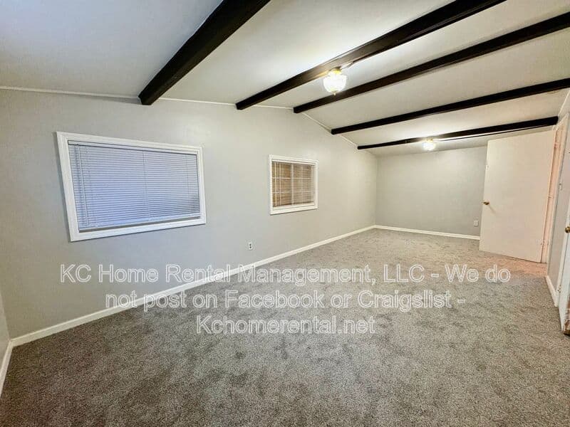 Kansas City House: 2817 West 41st Avenue