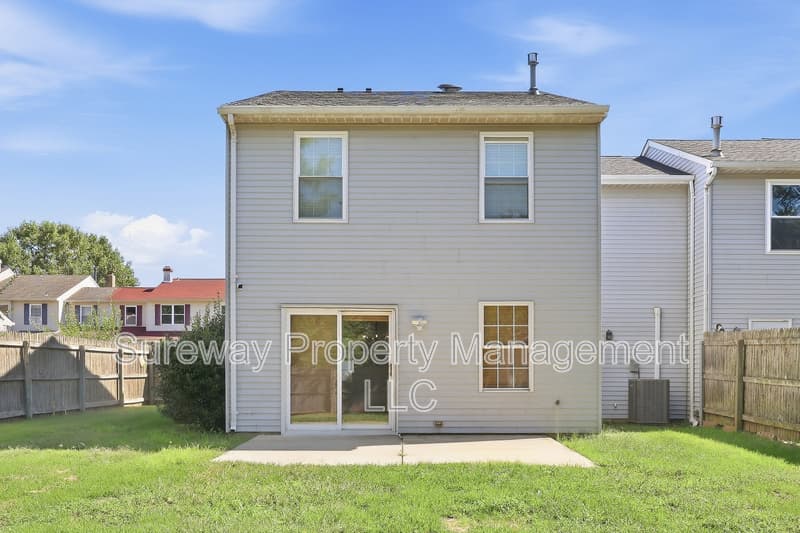 Swedesboro Townhome: 239 Lafayette Dr